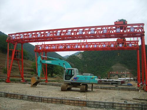 大方重機產(chǎn)品戰(zhàn)略升級  路橋起重機驚喜連連